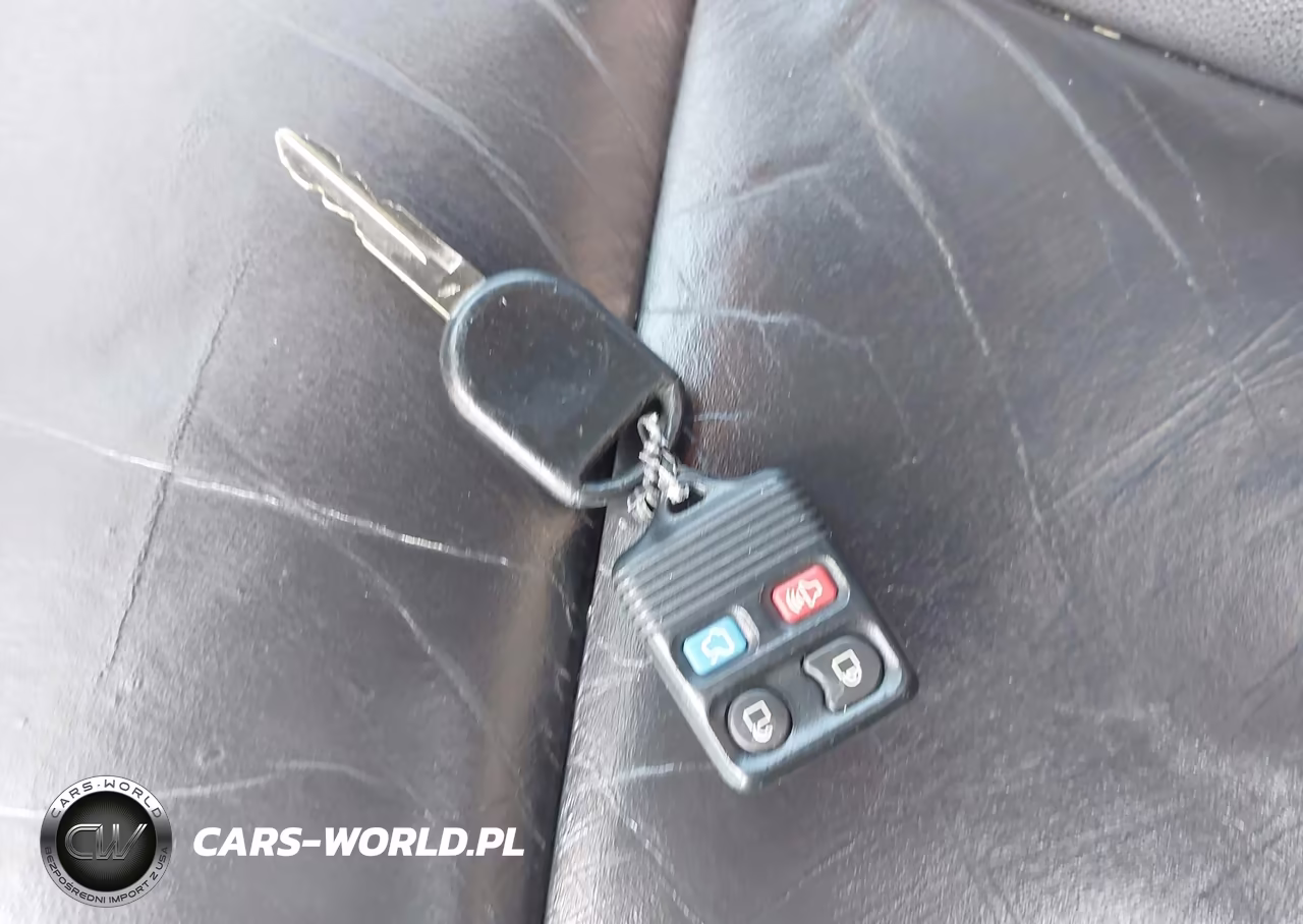 2011 Ford Focus Ses VIN:1FAHP3GN1BW158046 - 11