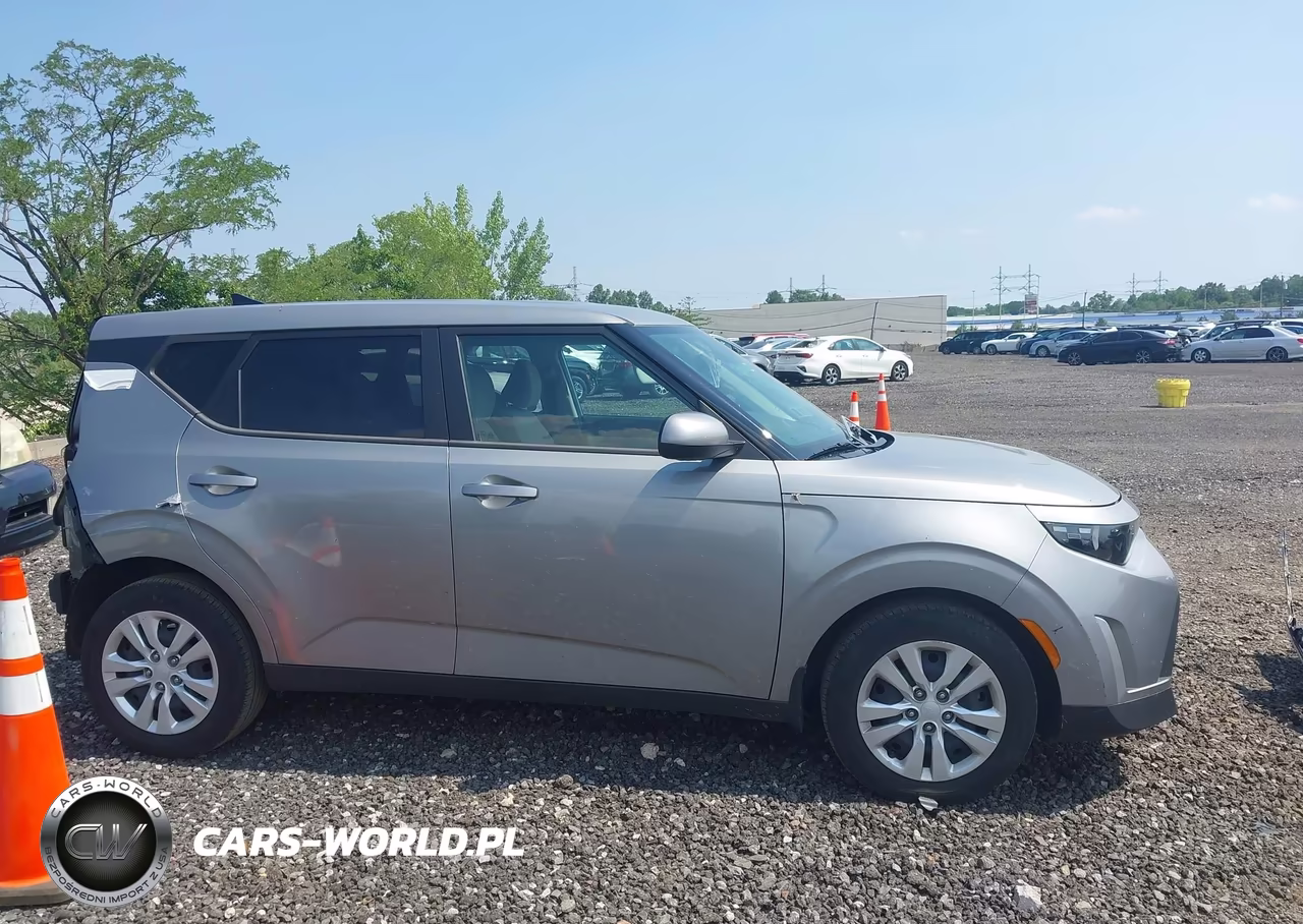 2023 Kia Soul Lx VIN:KNDJ23AU7P7891116 - 13
