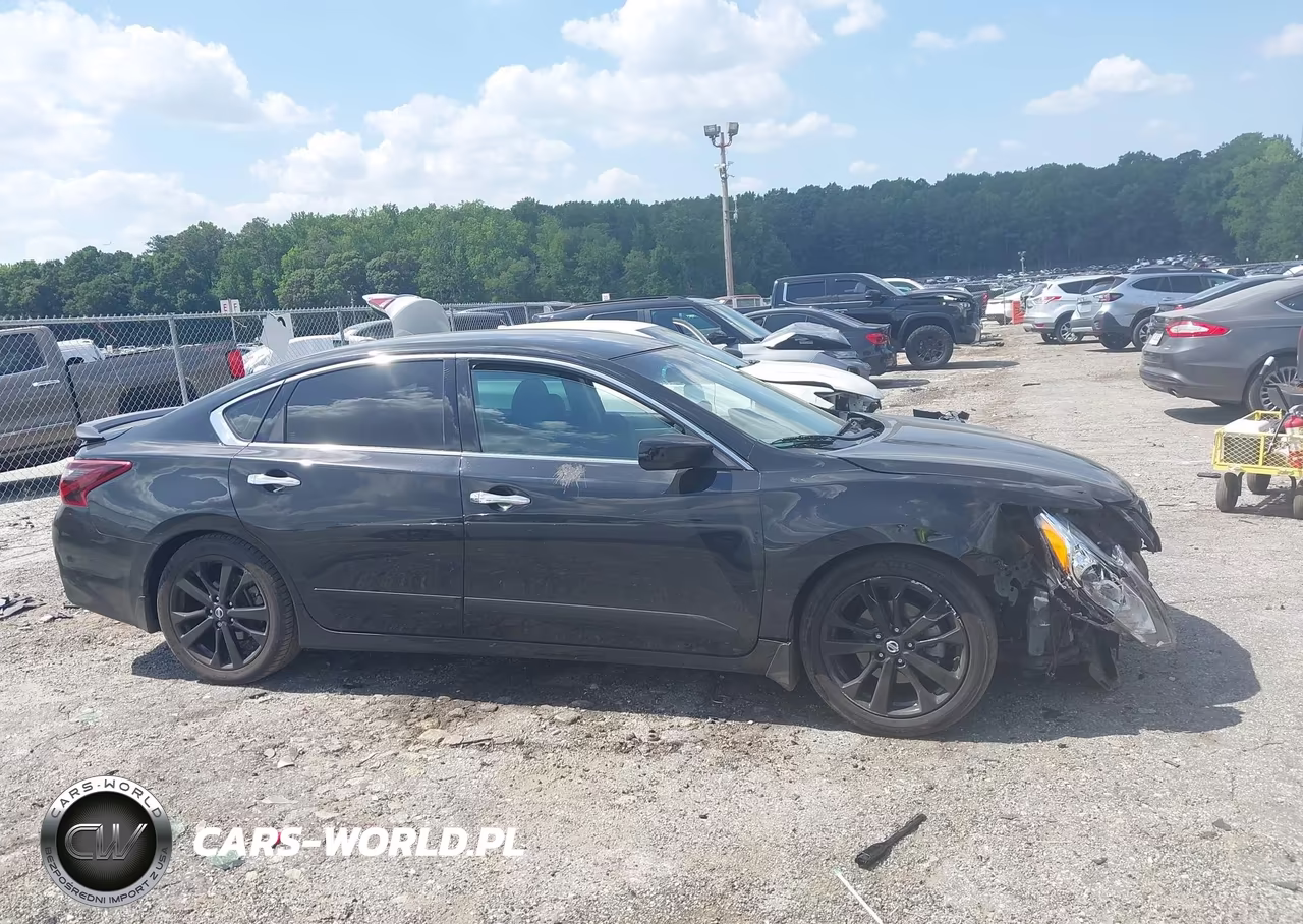 2018 Nissan Altima 2.5 Sr VIN:1N4AL3AP4JC166729 - 14