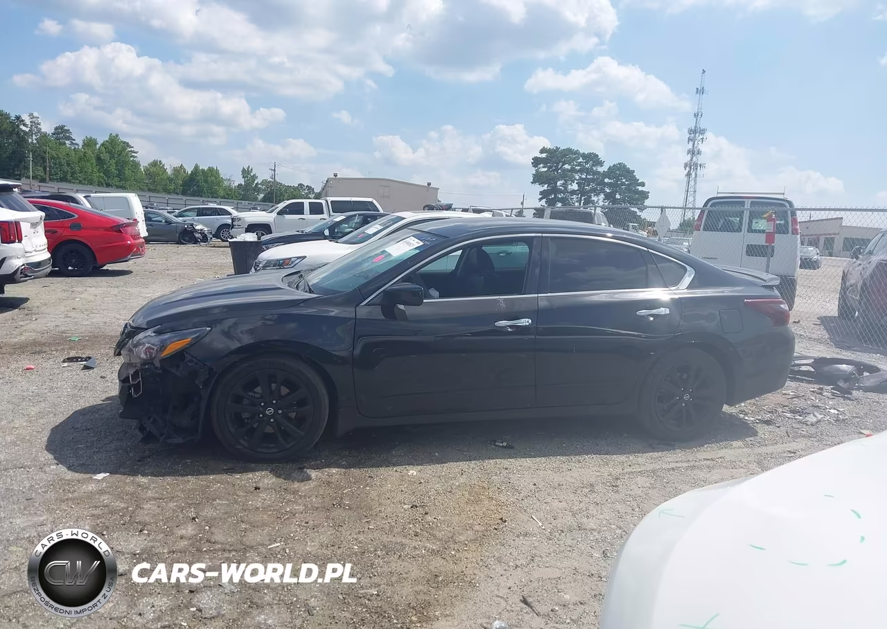 2018 Nissan Altima 2.5 Sr VIN:1N4AL3AP4JC166729 - 15