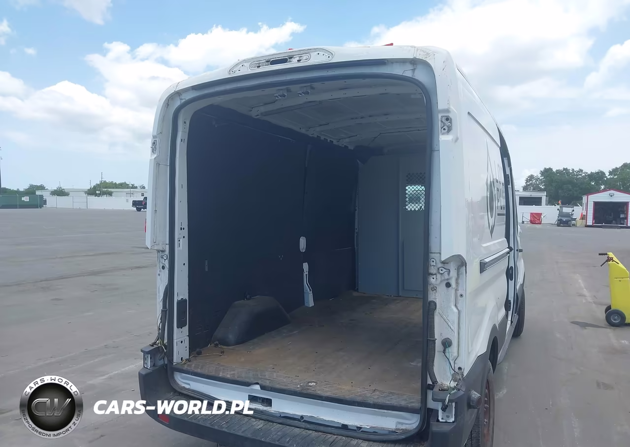 2019 Ford Transit-250 VIN:1FTYR2CM3KKB83615 - 17