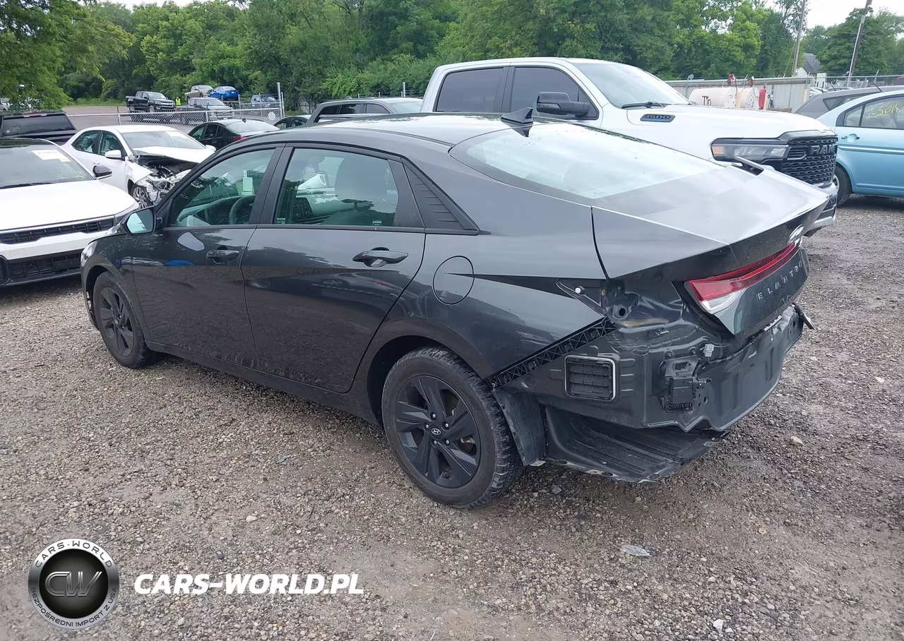 2022 Hyundai Elantra Sel VIN:5NPLS4AG8NH078627 - 3