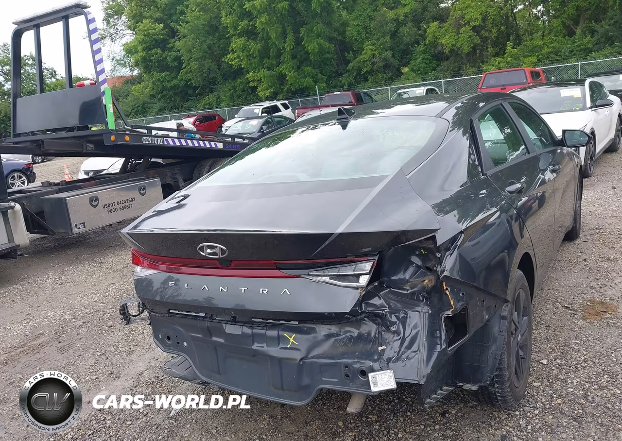 2022 Hyundai Elantra Sel VIN:5NPLS4AG8NH078627 - 6