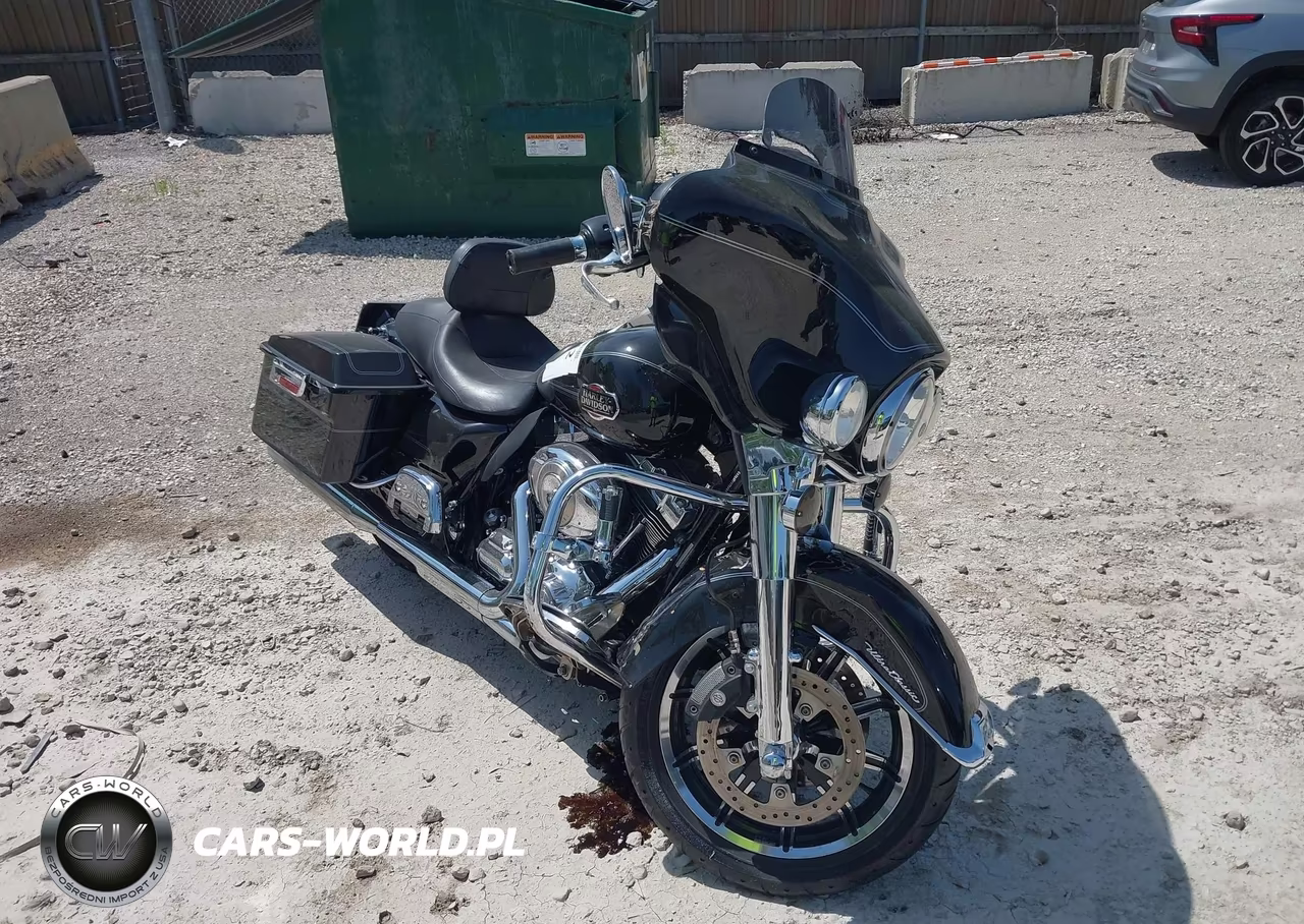 2010 Harley-Davidson Flhtcu – zdjęcie 1 z 13