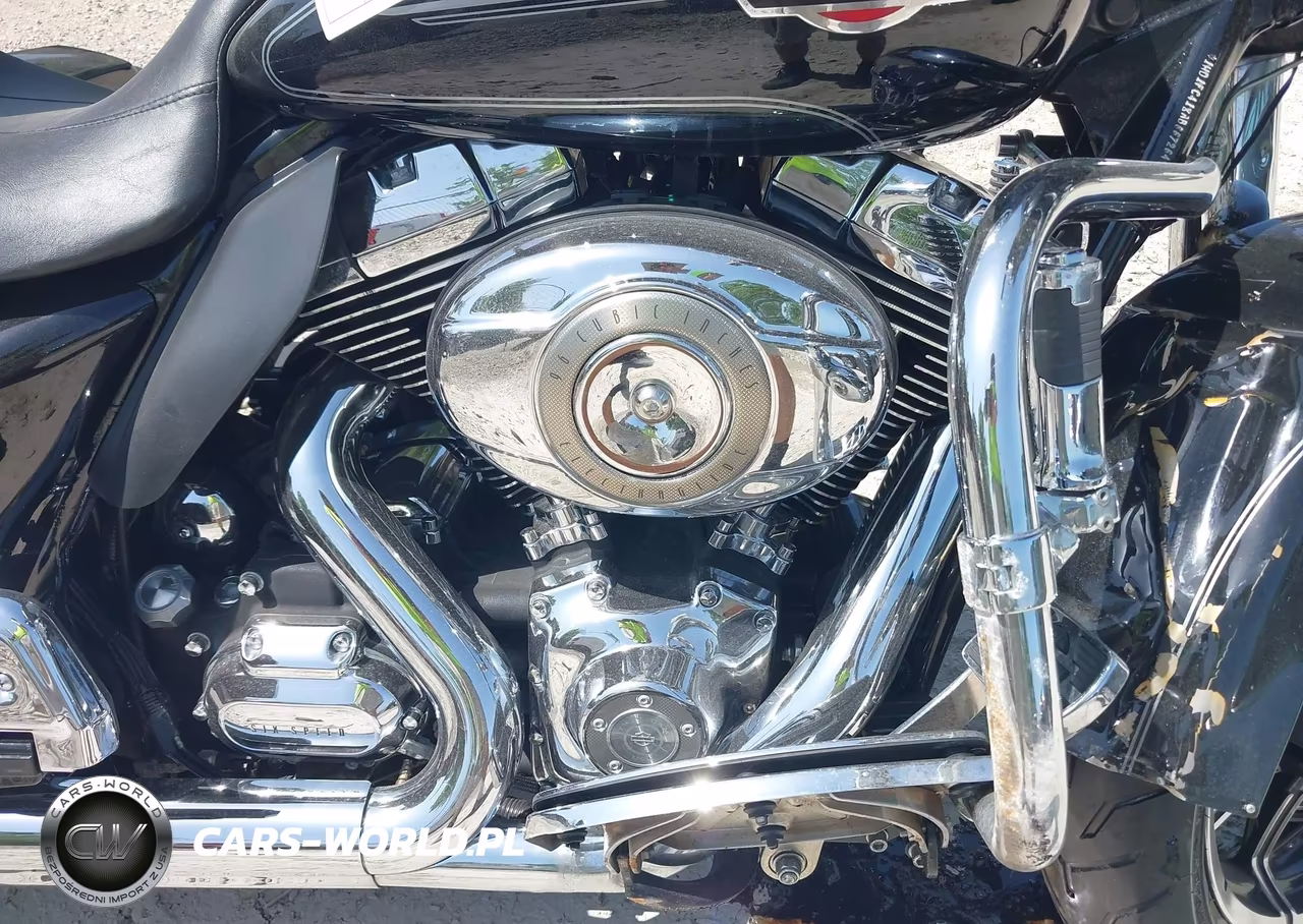 2010 Harley-Davidson Flhtcu VIN:1HD1FC418AB667264 - 8