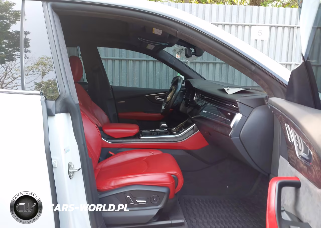 2019 Audi Q8 55 Premium VIN:WA1FVAF17KD040597 - 5