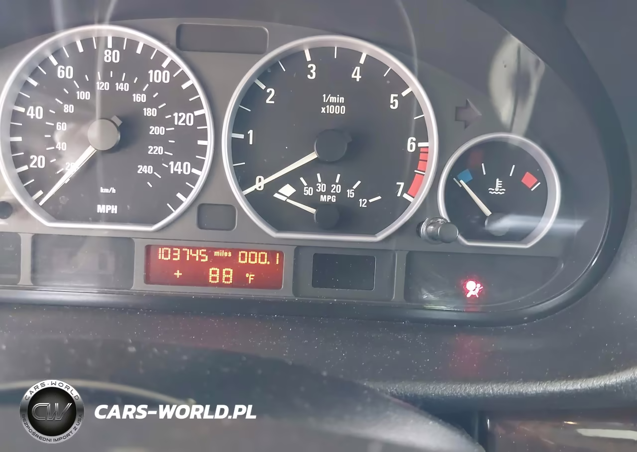 2002 BMW 325I VIN:WBAEV33412PD55597 - 7