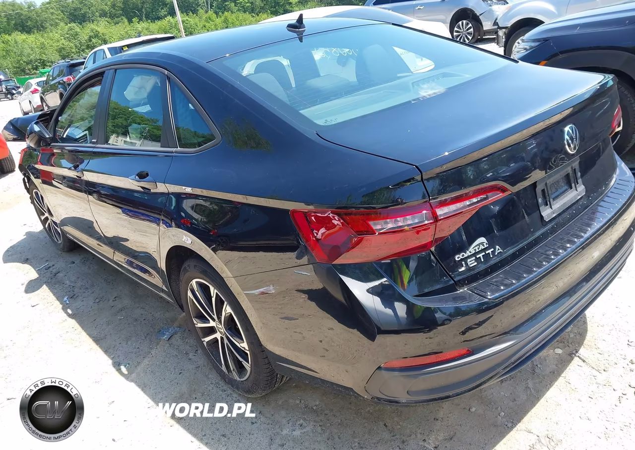 2024 Volkswagen Jetta 1.5T Sport VIN:3VWBM7BU9RM032457 - 3