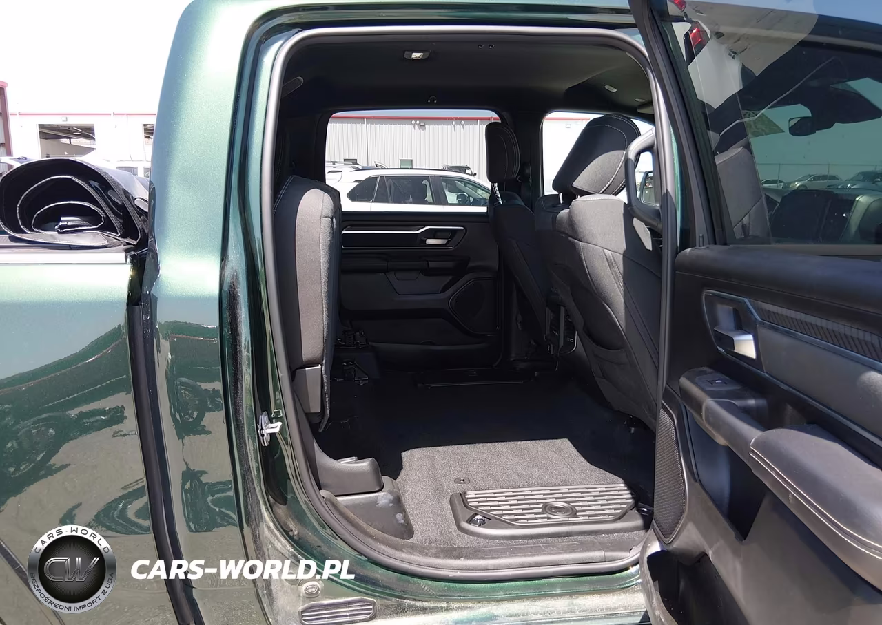 2026 Ram 1500 Big Horn 4X4 5'7 Box VIN:1C6SRFFT5TN341301 - 8