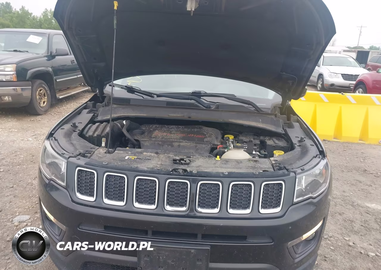 2018 Jeep Compass Latitude 4X4 VIN:3C4NJDBB4JT362409 - 10