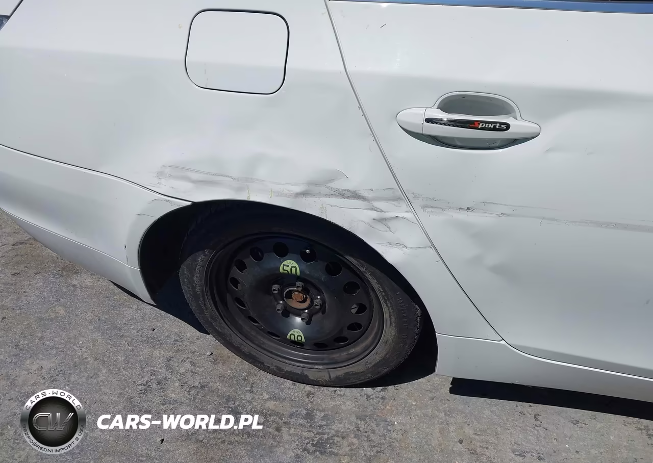 2007 BMW 530I VIN:WBANE73557CM46173 - 13