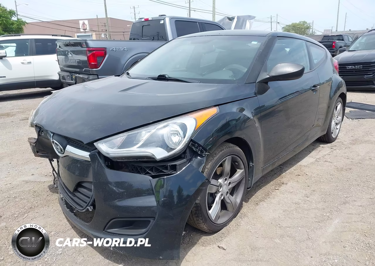 2013 Hyundai Veloster Base W-Black VIN:KMHTC6AD4DU175810 - 2