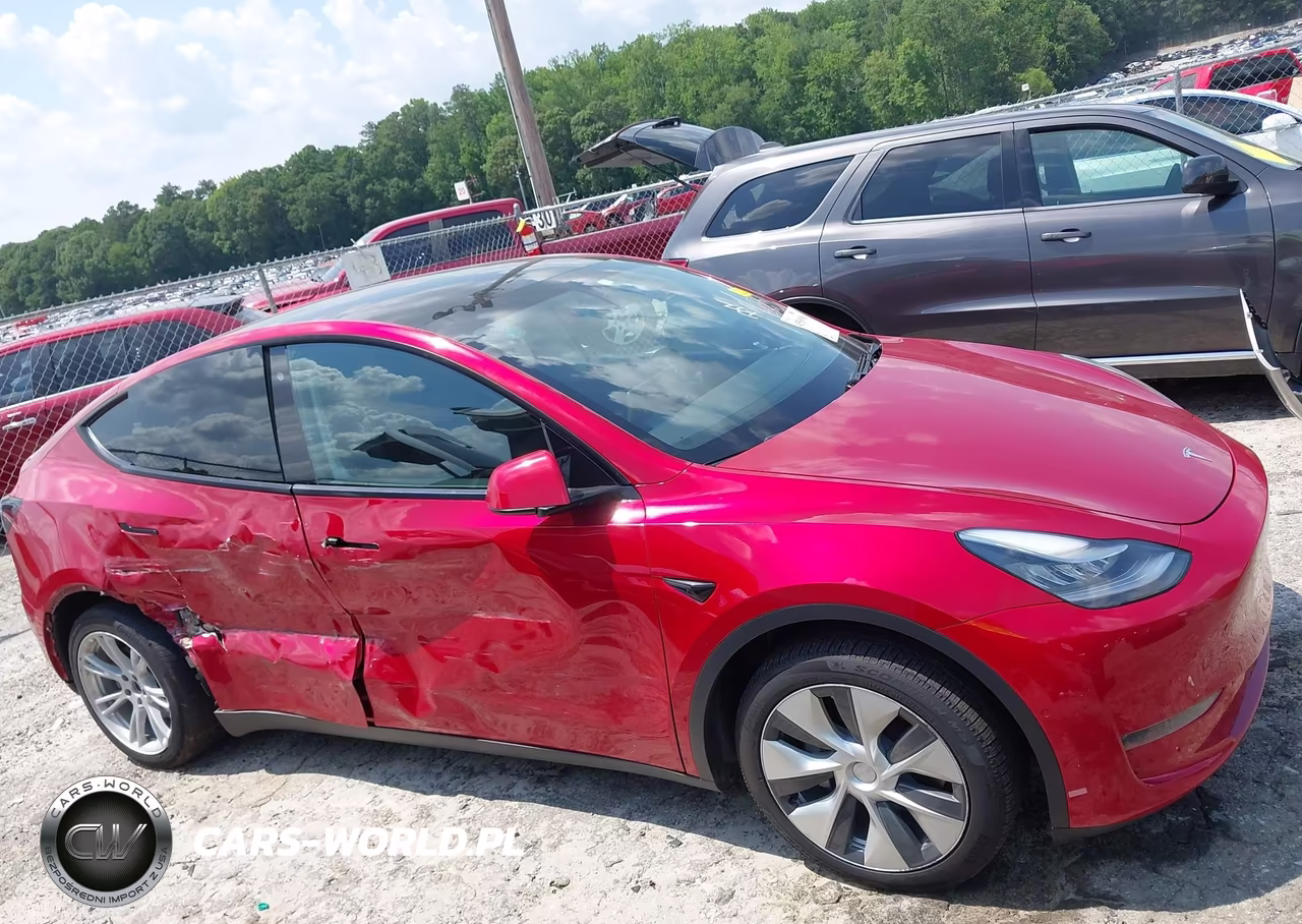 2020 Tesla Model Y Long Range Dual Motor All-Wheel Drive VIN:5YJYGDEE3LF031727 - 13