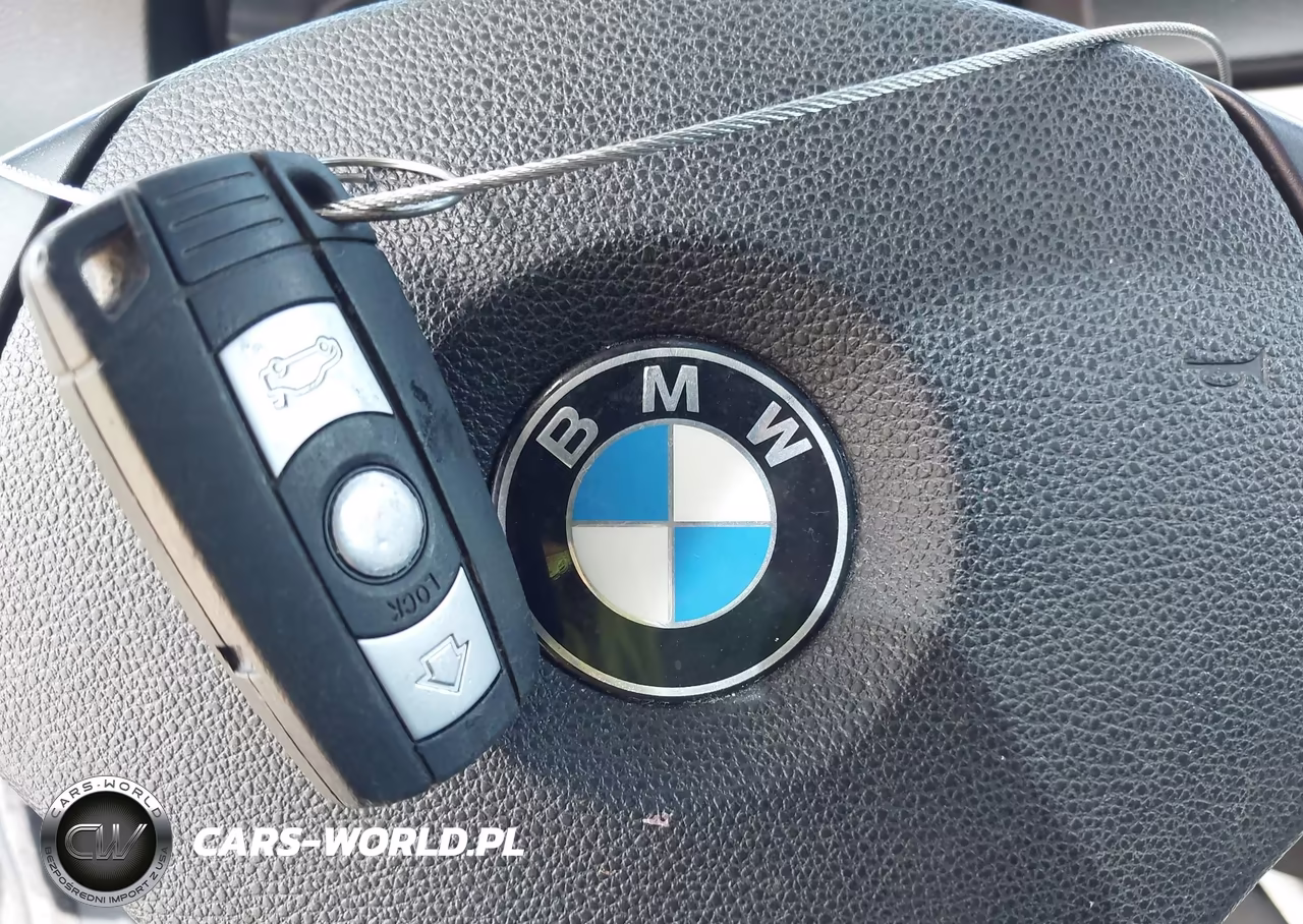 2008 BMW 328I VIN:WBAVA37548NL50734 - 11