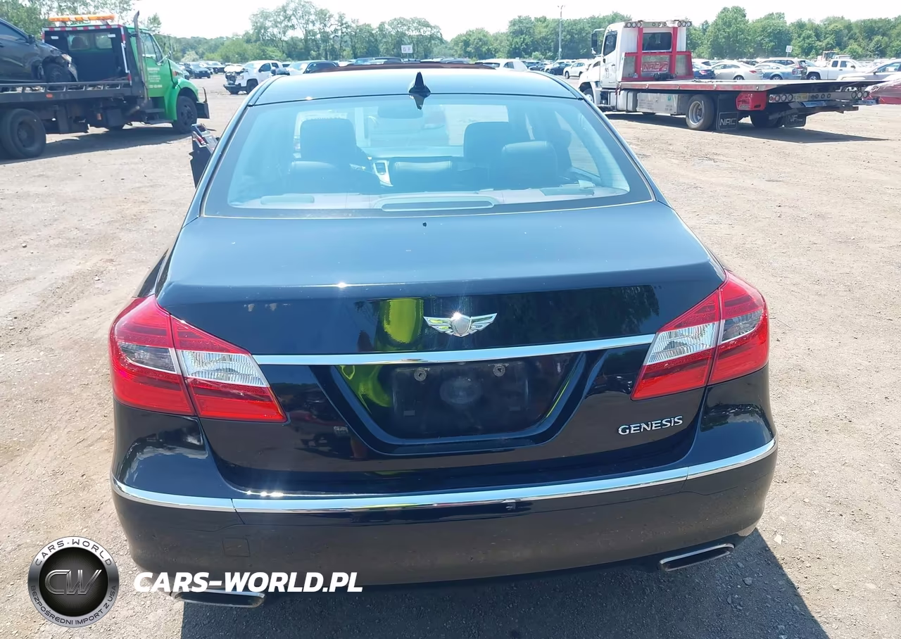 2013 Hyundai Genesis 3.8 VIN:KMHGC4DD3DU249333 - 16
