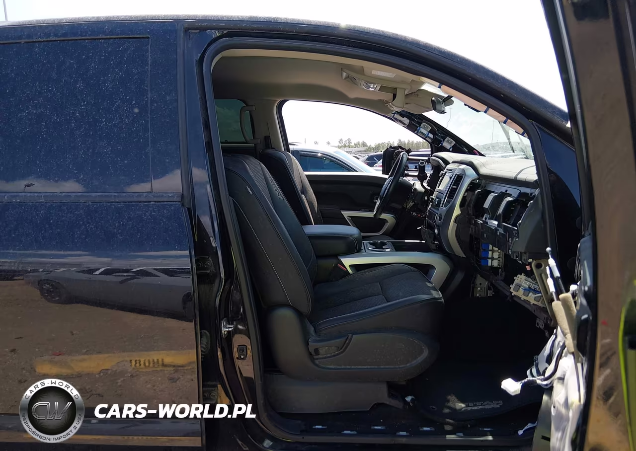 2018 Nissan Titan Pro-4X VIN:1N6AA1E58JN514725 - 15