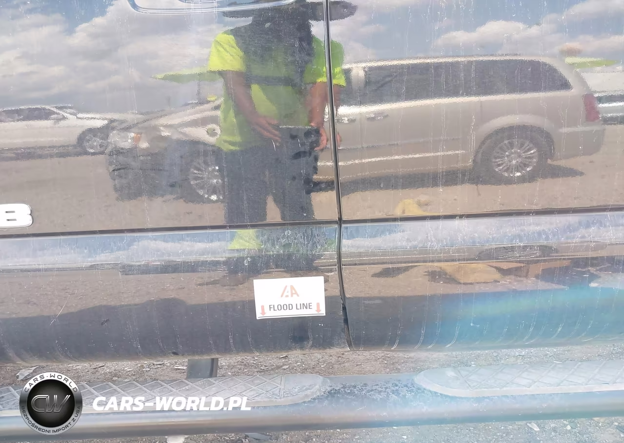 2018 Nissan Titan Pro-4X VIN:1N6AA1E58JN514725 - 6