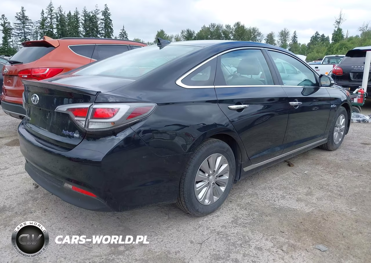 2017 Hyundai Sonata Hybrid Se VIN:KMHE24L38HA063118 - 4