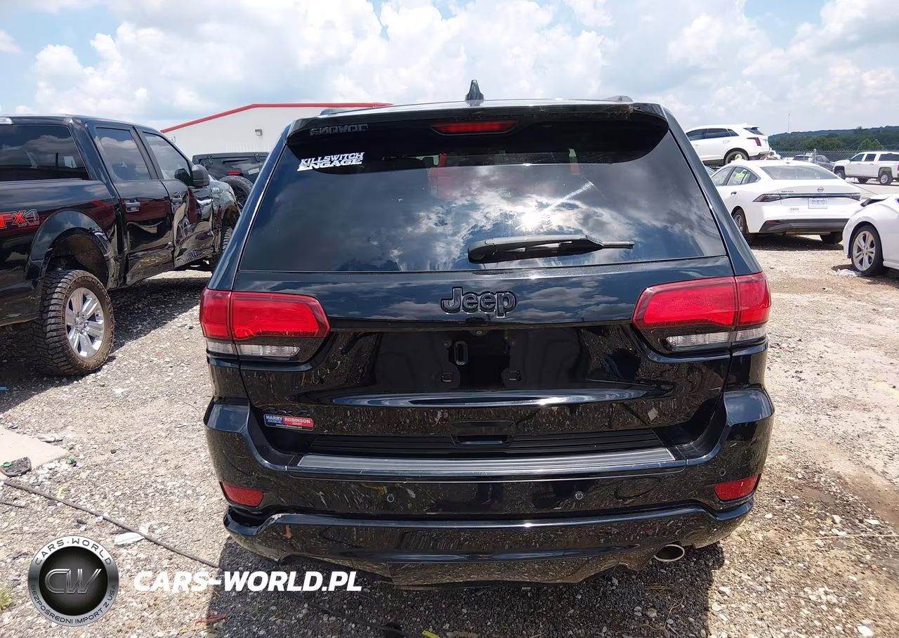 2018 Jeep Grand Cherokee Altitude 4X4 VIN:1C4RJFAG3JC360205 - 16