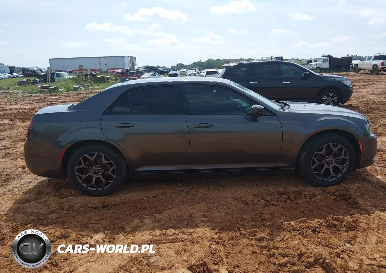 2018 Chrysler 300 300S Awd VIN:2C3CCAGG0JH149331 - 11