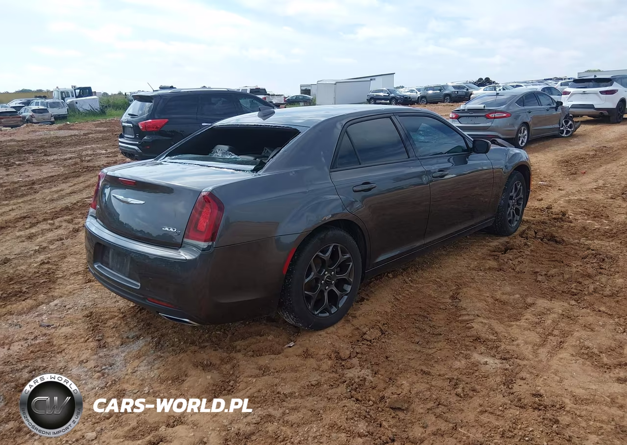 2018 Chrysler 300 300S Awd VIN:2C3CCAGG0JH149331 - 4