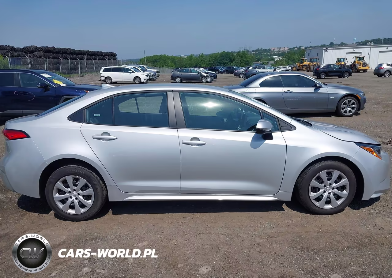 2025 Toyota Corolla Le VIN:5YFB4MDE1SP265223 - 13