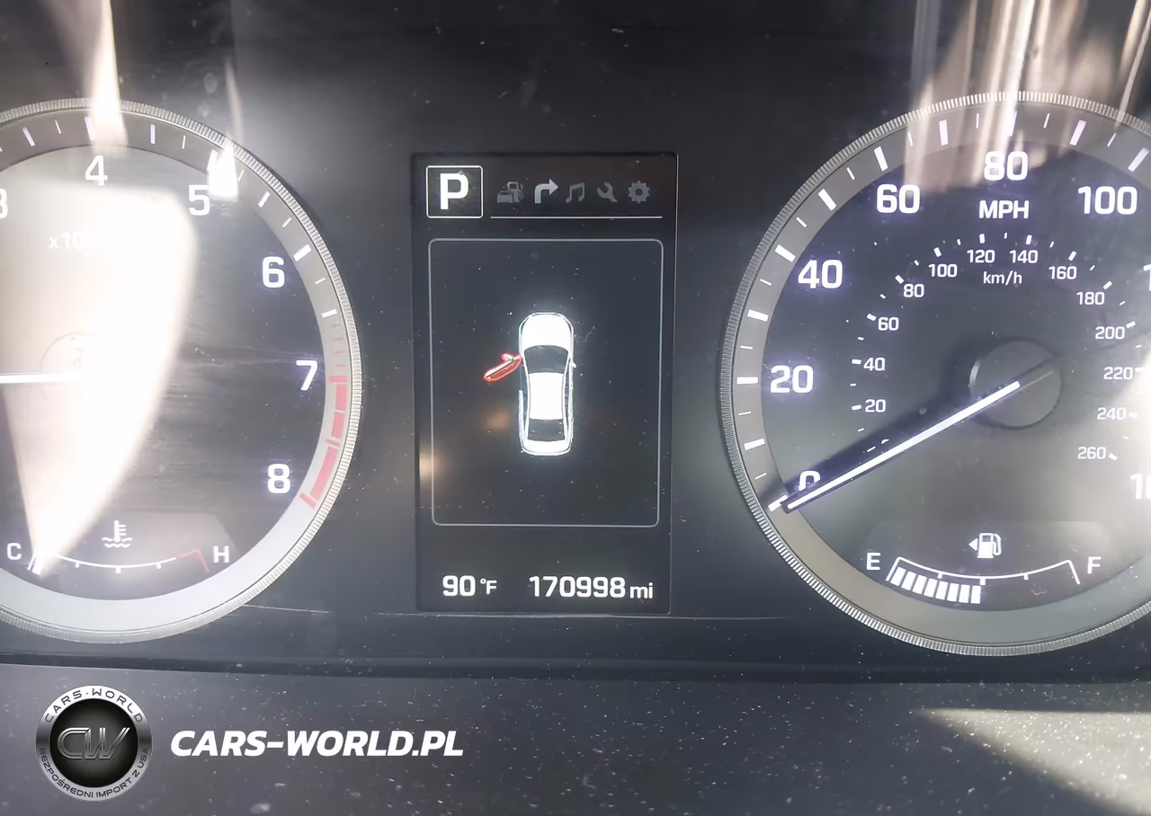 2015 Hyundai Sonata Sport VIN:5NPE34AF3FH110091 - 15