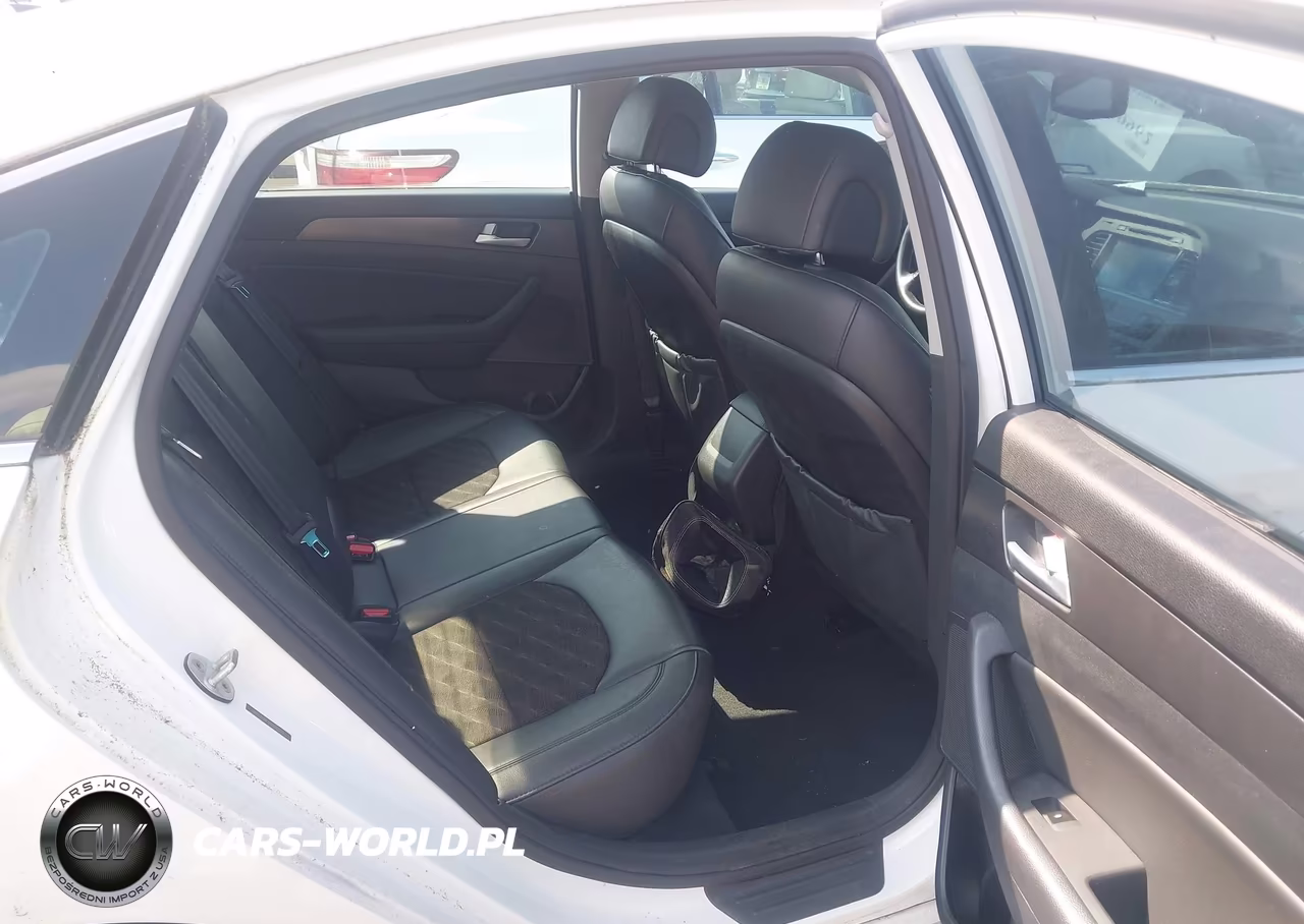 2015 Hyundai Sonata Sport VIN:5NPE34AF3FH110091 - 8