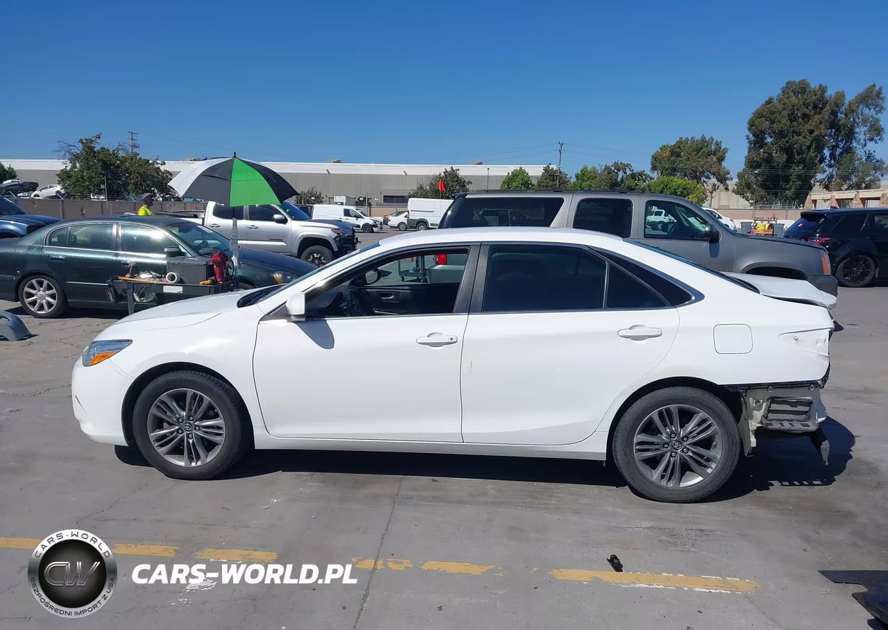 2017 Toyota Camry Se VIN:4T1BF1FK8HU350983 - 15