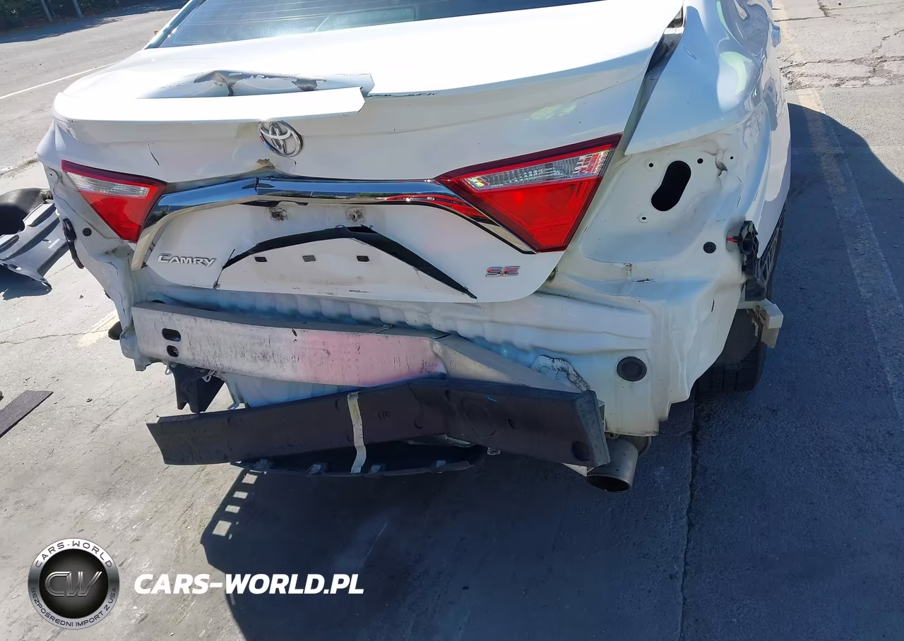 2017 Toyota Camry Se VIN:4T1BF1FK8HU350983 - 6
