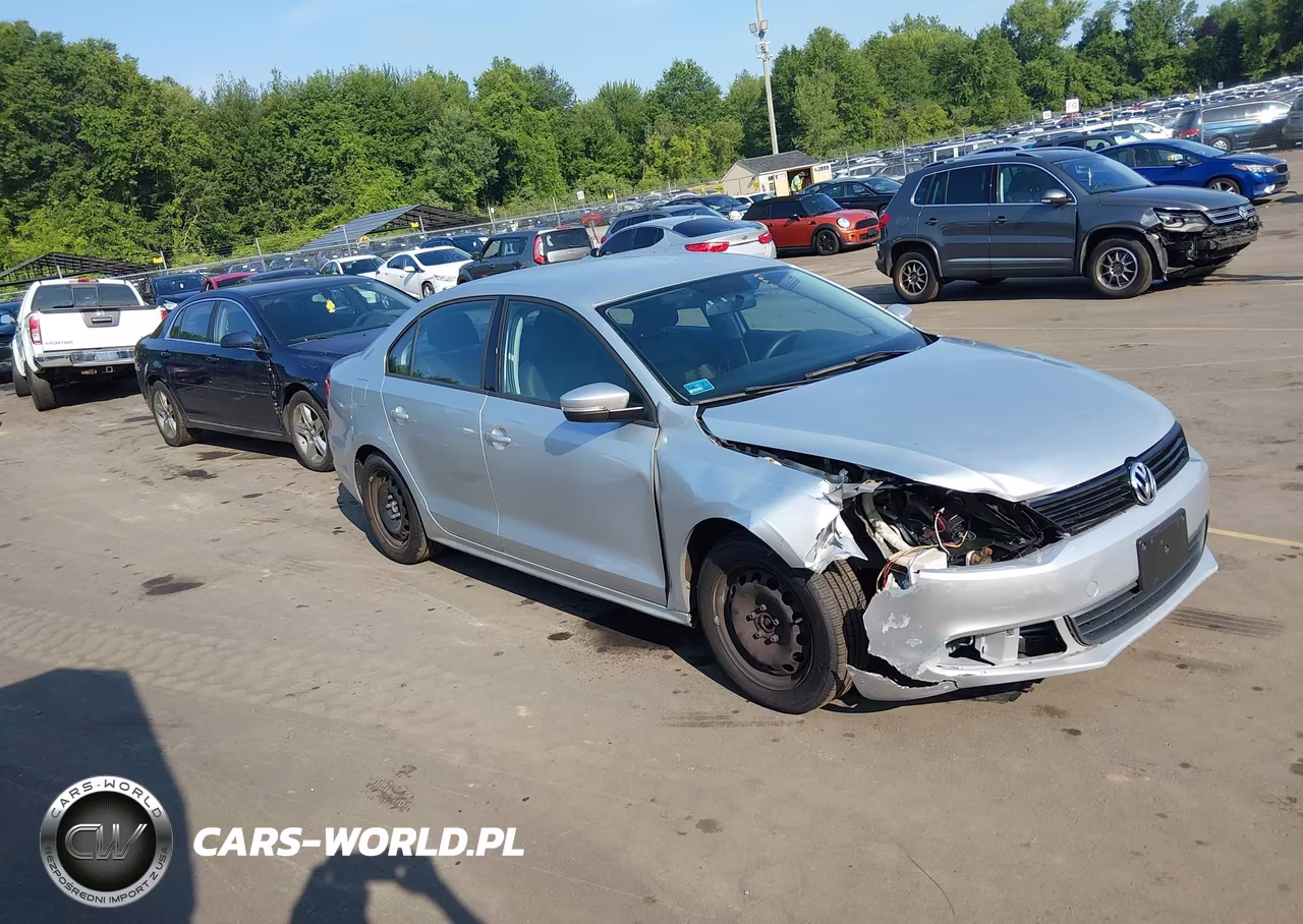 2014 Volkswagen Jetta 1.8T Se – zdjęcie 1 z 11