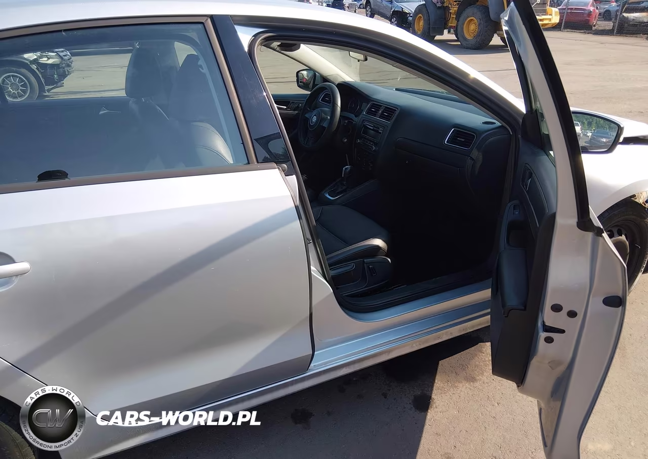 2014 Volkswagen Jetta 1.8T Se VIN:3VWD17AJ1EM240478 - 5