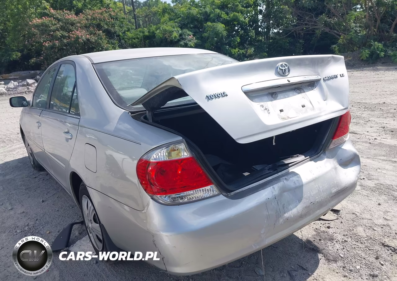 2006 Toyota Camry Le VIN:4T1BE32K66U119372 - 3