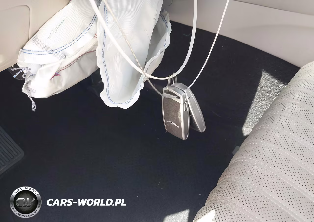 2019 Genesis G70 2.0T Advanced VIN:KMTG34LA5KU014829 - 11