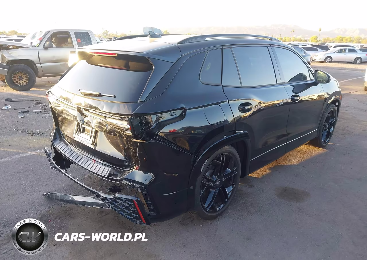2025 Volkswagen Tiguan 2.0T Se R-Line Black VIN:3VVHR7RM9SM069116 - 4
