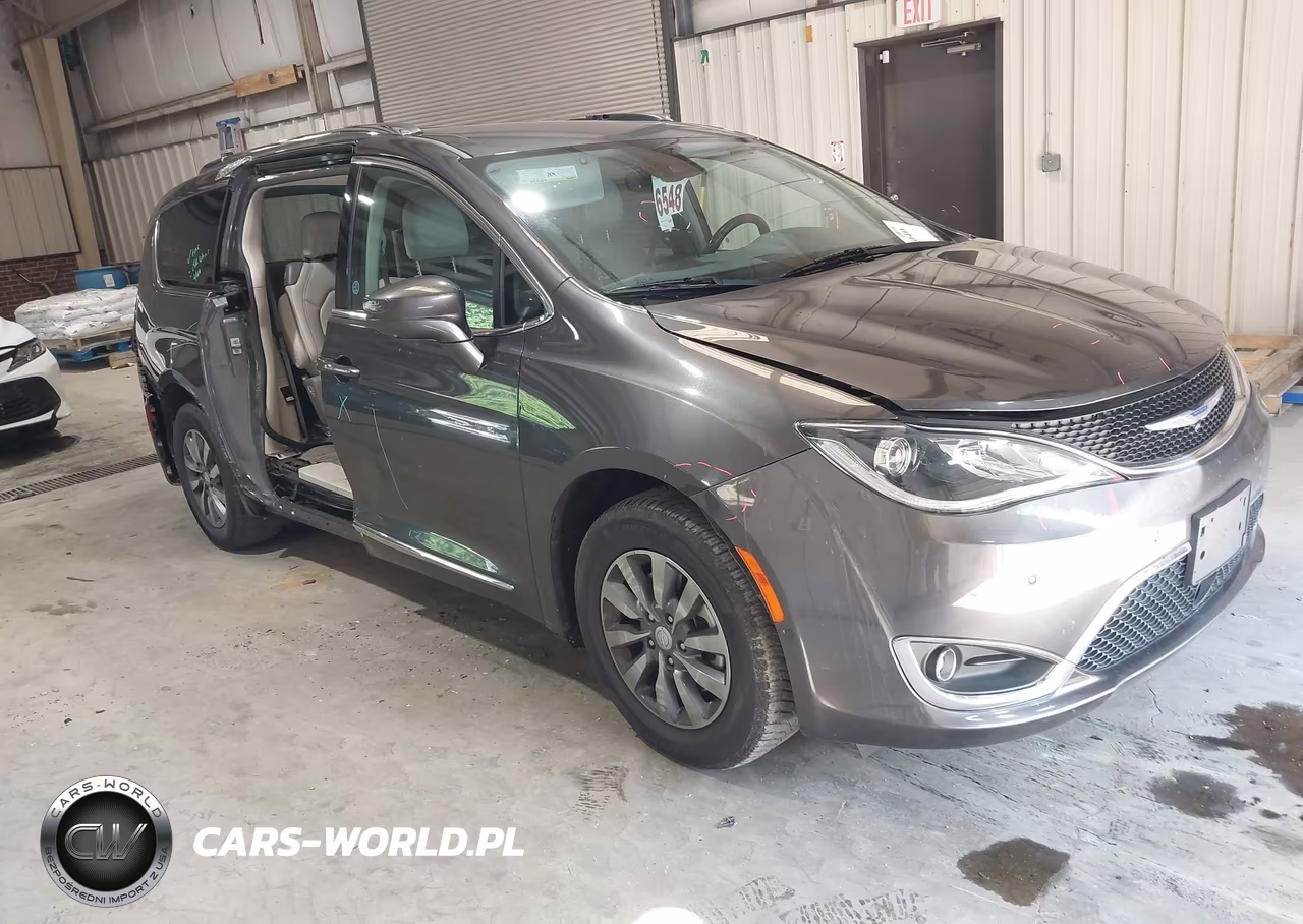 2020 Chrysler Pacifica Touring L Plus – zdjęcie 1 z 17