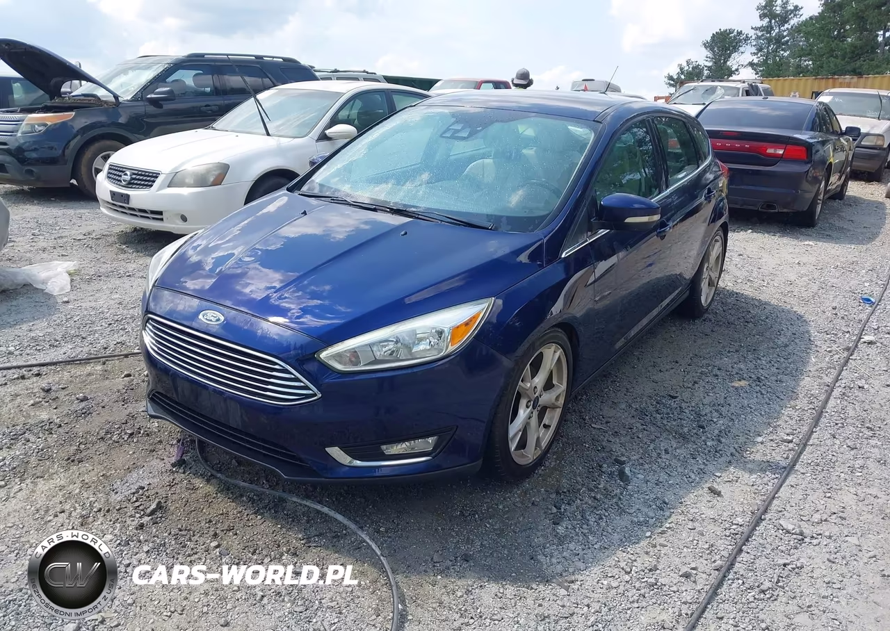 2016 Ford Focus Titanium VIN:1FADP3N26GL273743 - 2