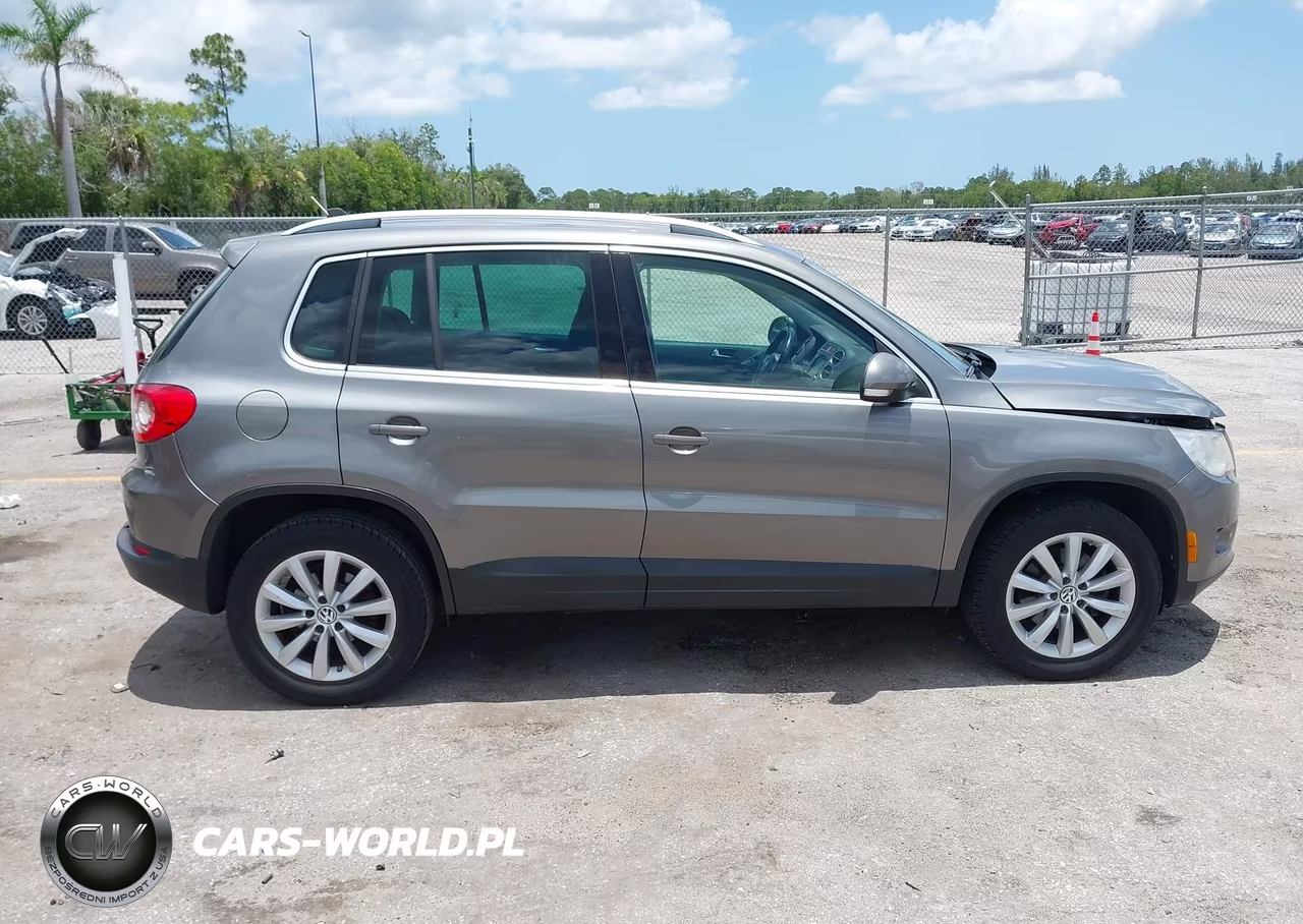 2011 Volkswagen Tiguan Se VIN:WVGAV7AX2BW505463 - 14