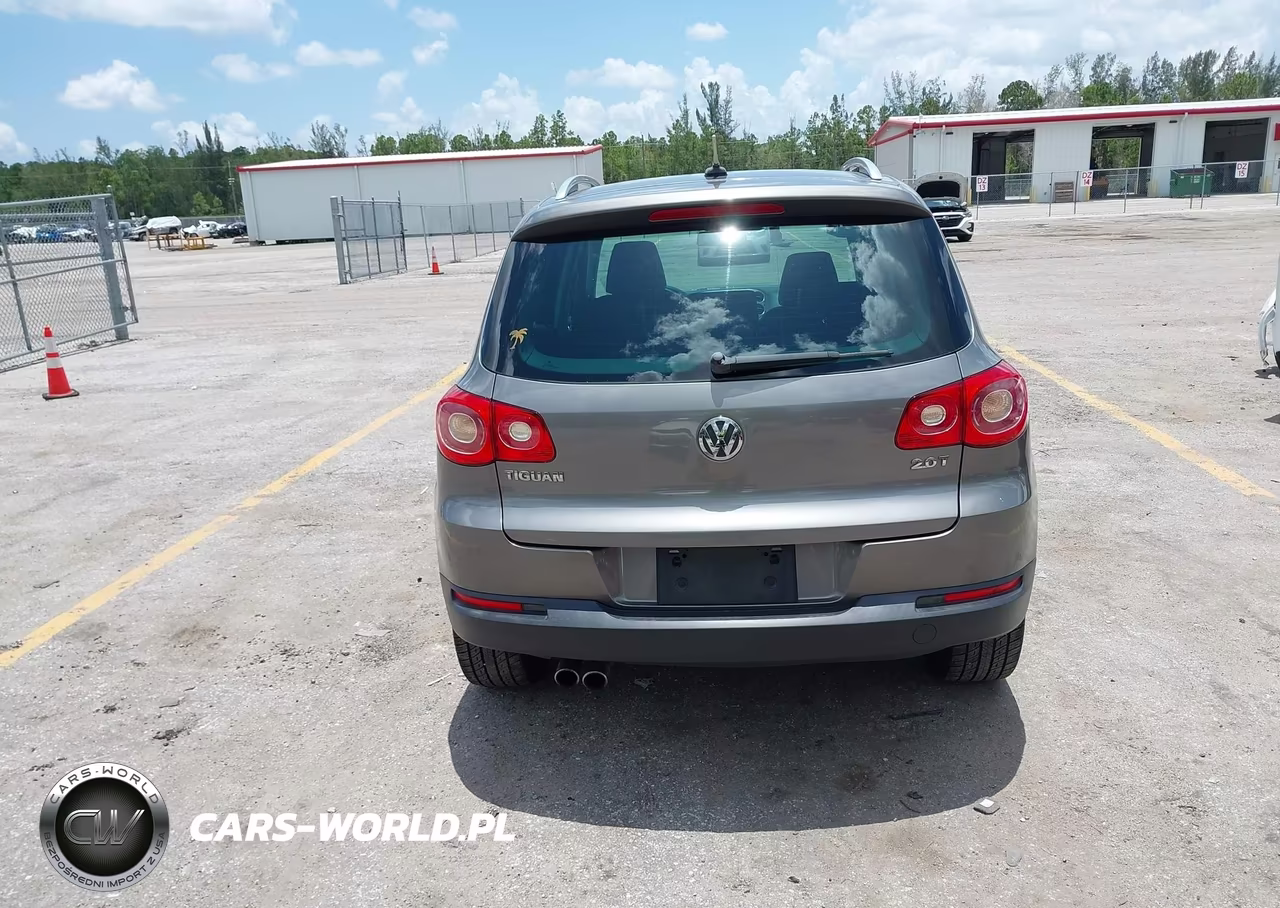 2011 Volkswagen Tiguan Se VIN:WVGAV7AX2BW505463 - 17
