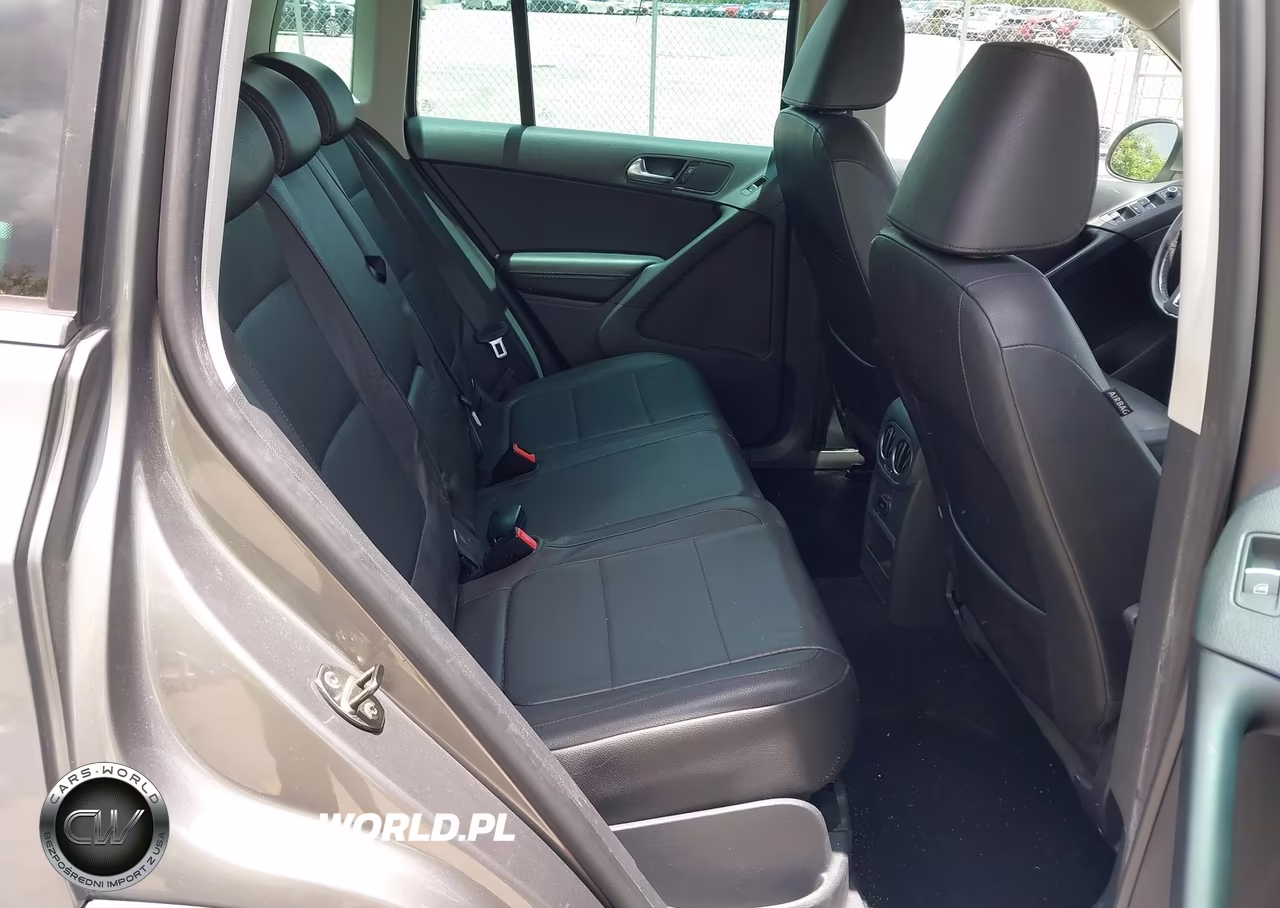 2011 Volkswagen Tiguan Se VIN:WVGAV7AX2BW505463 - 8