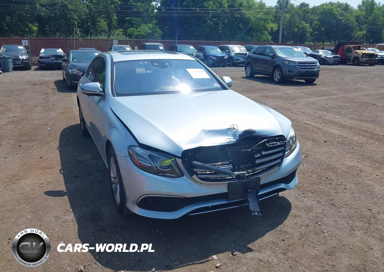 2018 Mercedes-Benz E 300 4Matic VIN:WDDZF4KB7JA347998 - 17