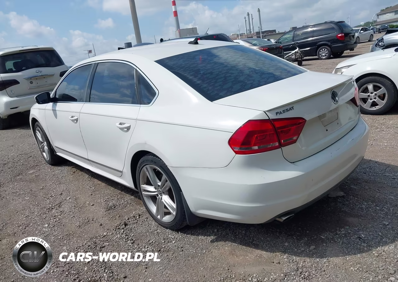 2014 Volkswagen Passat 2.0L Tdi Sel Premium VIN:1VWCN7A37EC037565 - 3