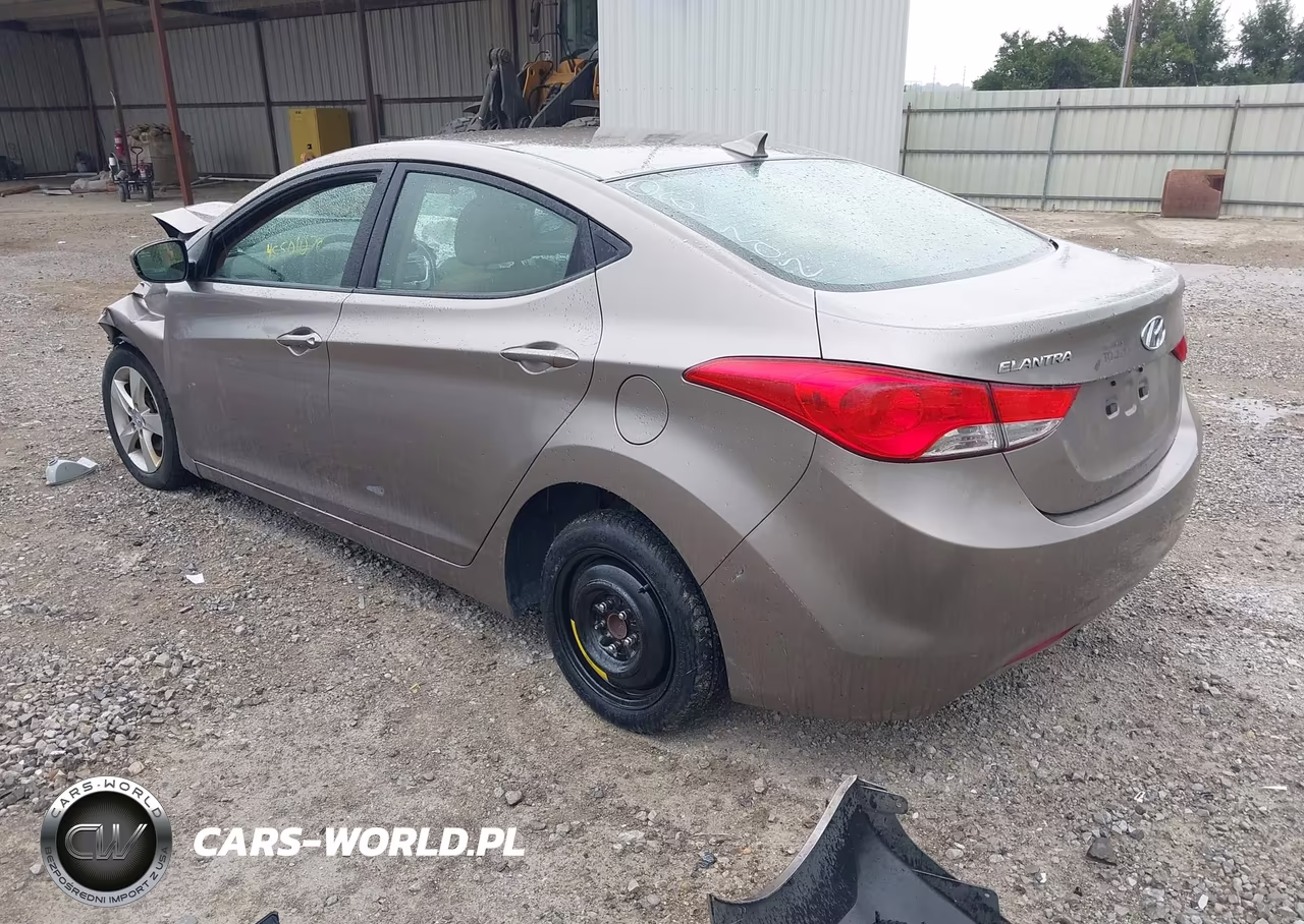 2012 Hyundai Elantra Gls VIN:5NPDH4AE4CH081202 - 3