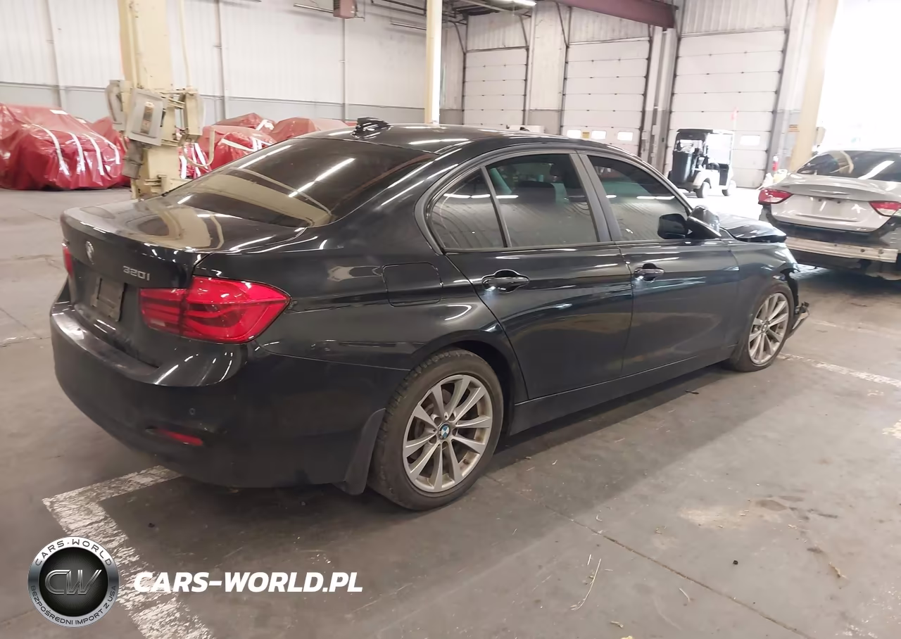 2017 BMW 320I xDrive VIN:WBA8A3C56HK691394 - 4