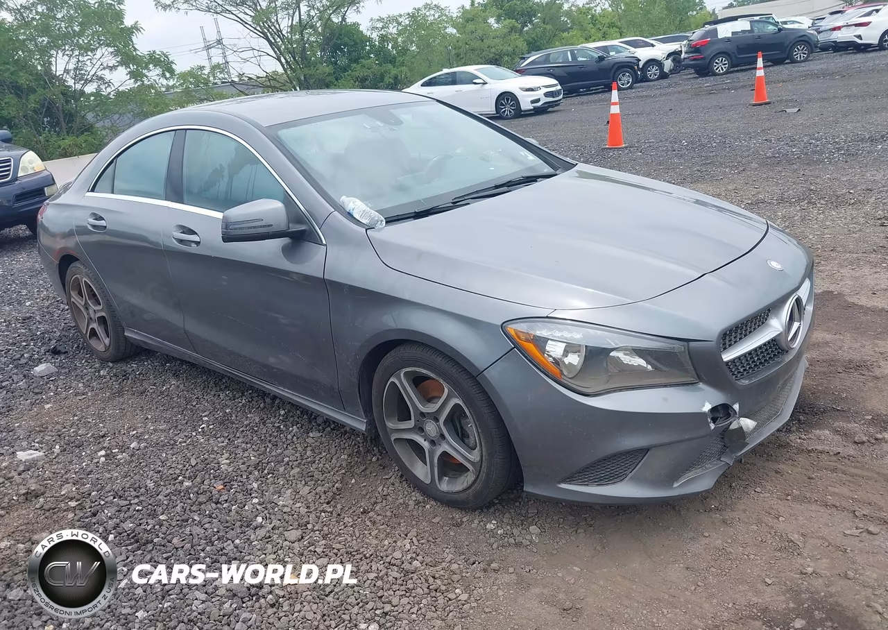 2014 Mercedes-Benz Cla 250 4Matic – zdjęcie 1 z 12