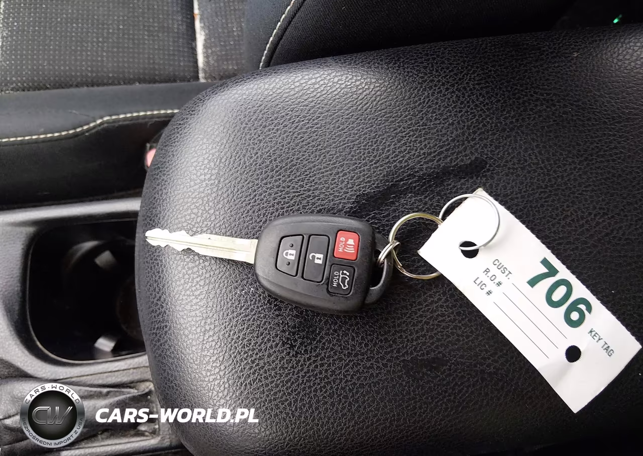 2016 Toyota Rav4 Xle VIN:2T3WFREV2GW255661 - 11