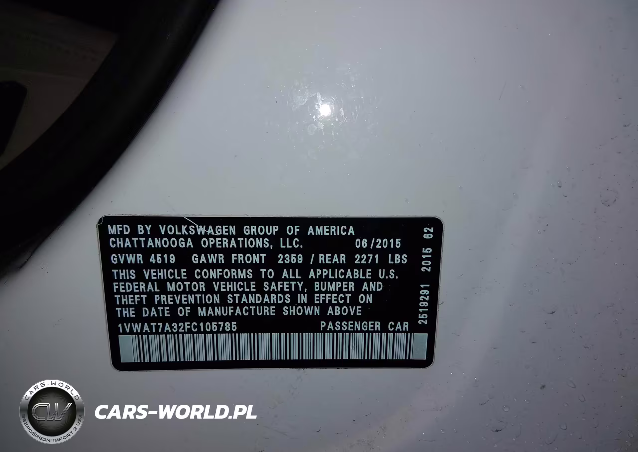 2015 Volkswagen Passat 1.8T Limited Edition VIN:1VWAT7A32FC105785 - 9