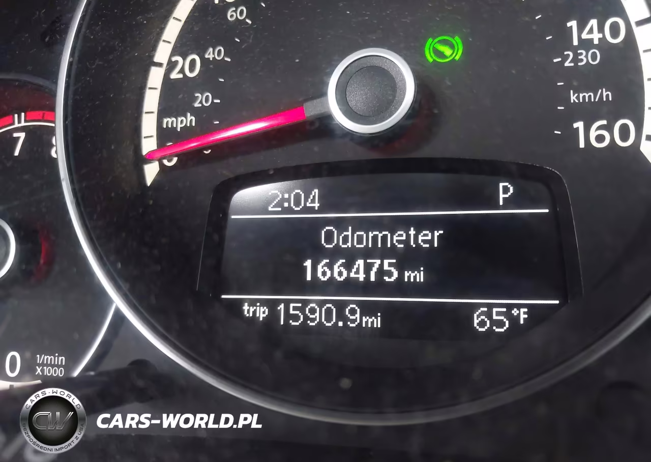 2013 Volkswagen Beetle 2.0T Fender Edition VIN:3VWVT7AT6DM680713 - 15