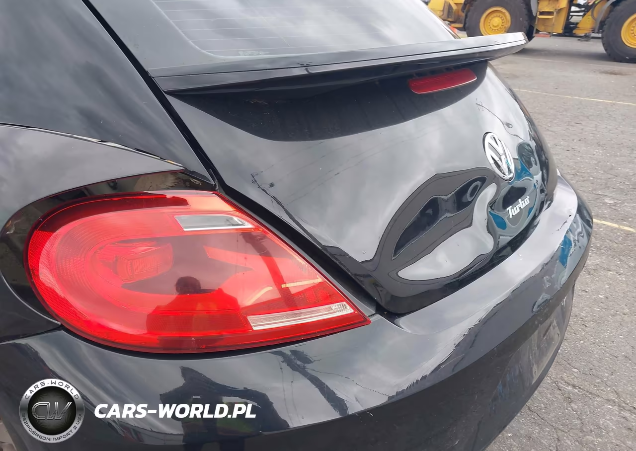 2013 Volkswagen Beetle 2.0T Fender Edition VIN:3VWVT7AT6DM680713 - 6