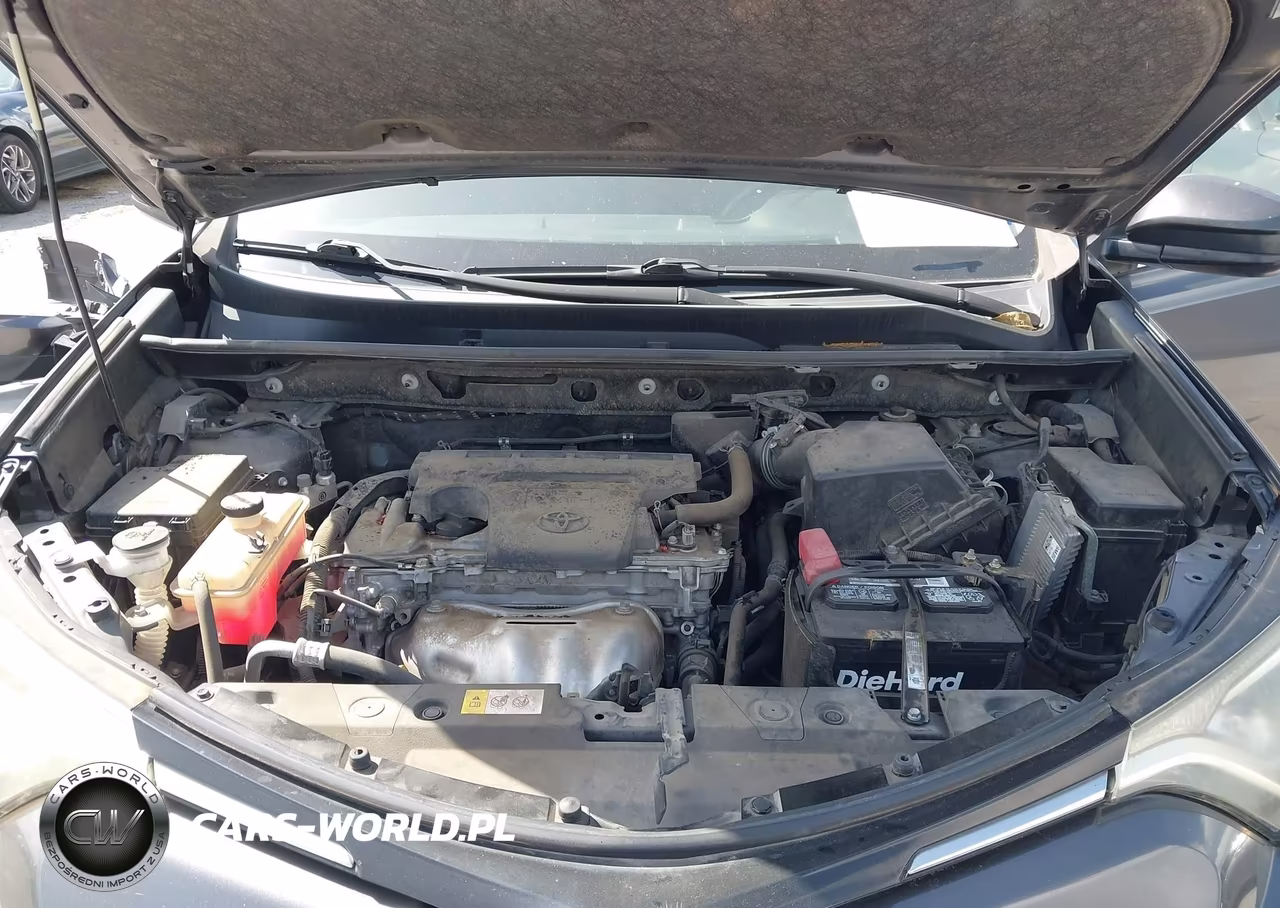 2018 Toyota Rav4 Le VIN:JTMZFREVXJJ155553 - 10